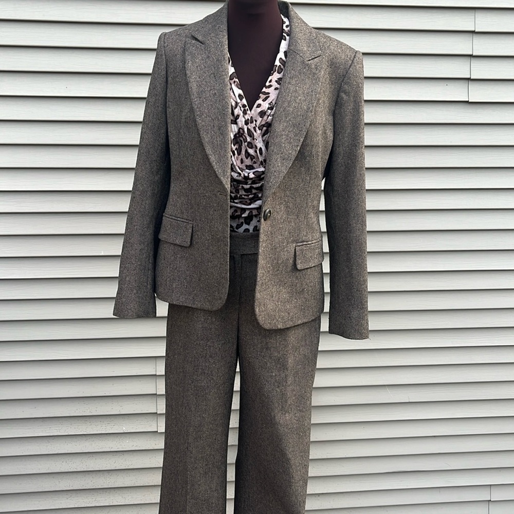 Women's Brown Suit Set